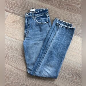 Abercrombie highrise straight jeans